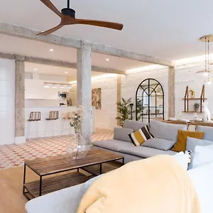 Amplio Y Moderno Con Tarima Refrescante By Staynnapartments Appartement